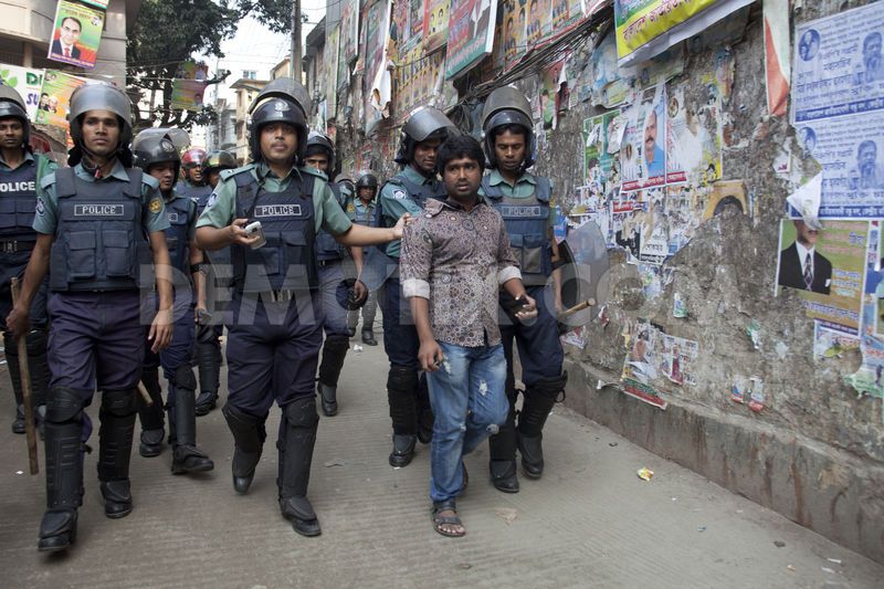 1355396002-halfday-shutdown-strike-in-bangladesh-over-leaders-arrest_1673794