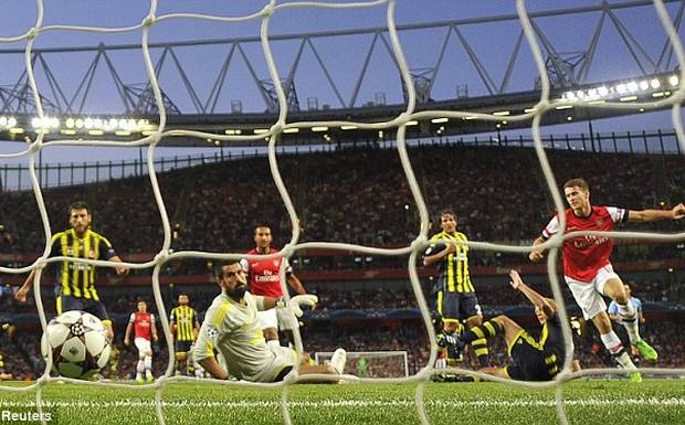 Arsenal's+Aaron+Ramsey চ্যাম্পিয়ন্স লিগের চূড়ান্ত পর্বে আর্সেনাল