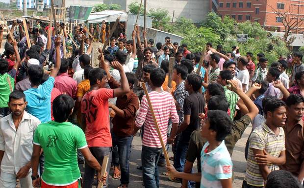 Narayanganj clash নারায়ণগঞ্জ শ্রমিক বিক্ষোভ