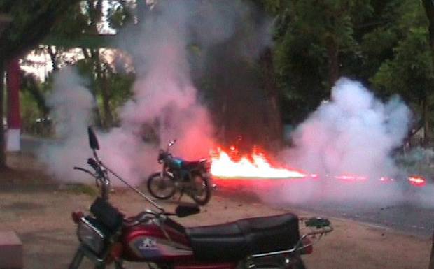 Rajshahi Sibir throw bomb রাজশাহী হাতবোমা