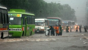 Rain in dhaka বৃষ্টি ঢাকা