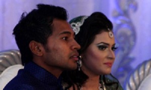 Mushfiq and his wife
